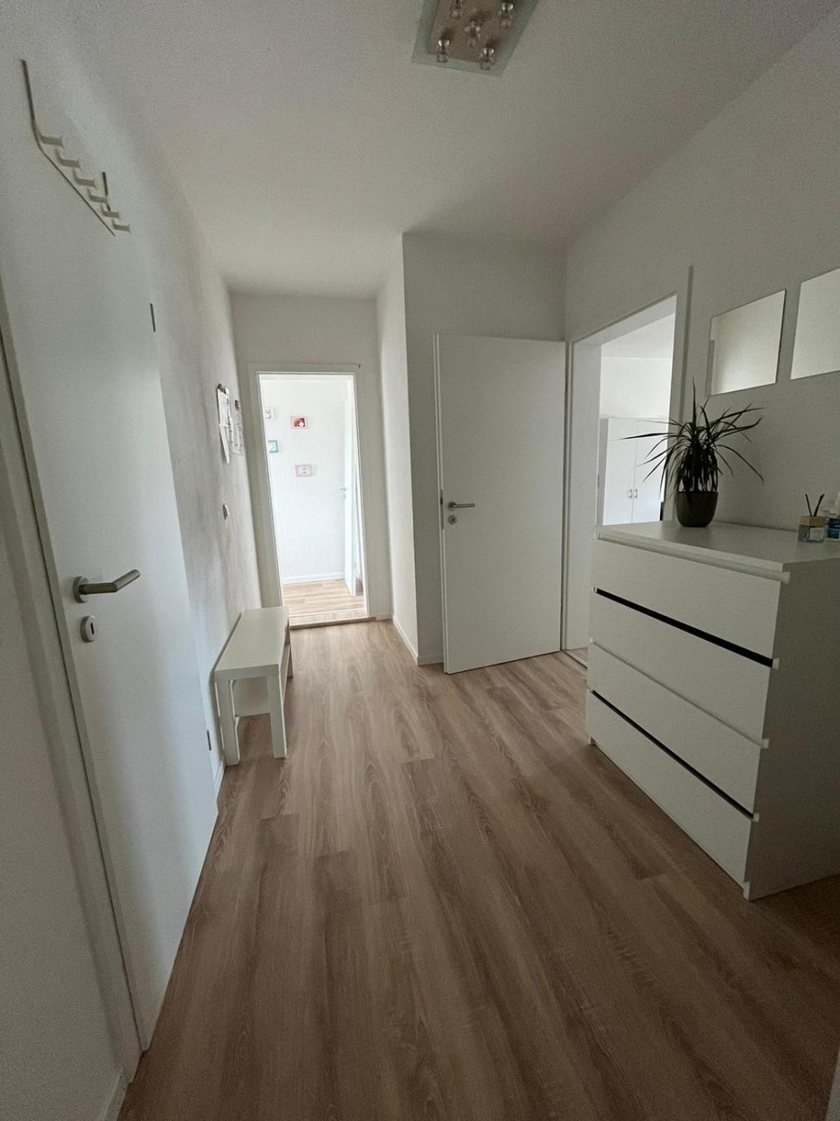 1 Raum Dachgeschosswohnung In Ruhiger Lage Limabach - Oberfrohna Exterior foto
