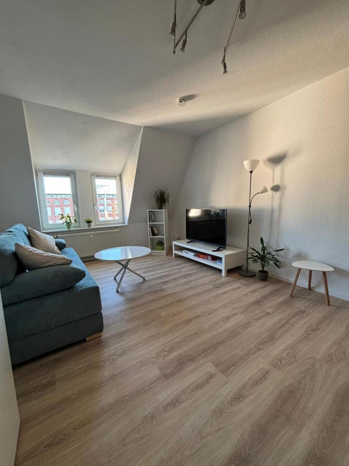 1 Raum Dachgeschosswohnung In Ruhiger Lage Limabach - Oberfrohna Exterior foto